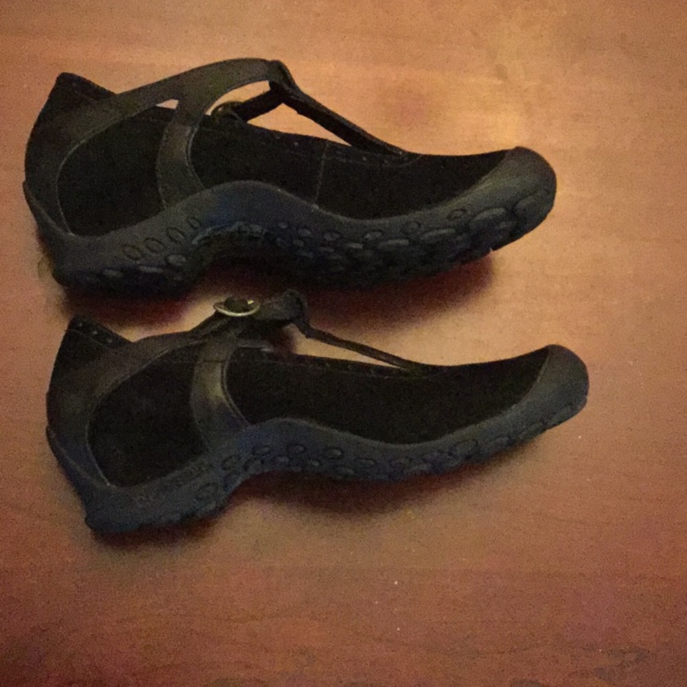 Merrell black suede shoes
